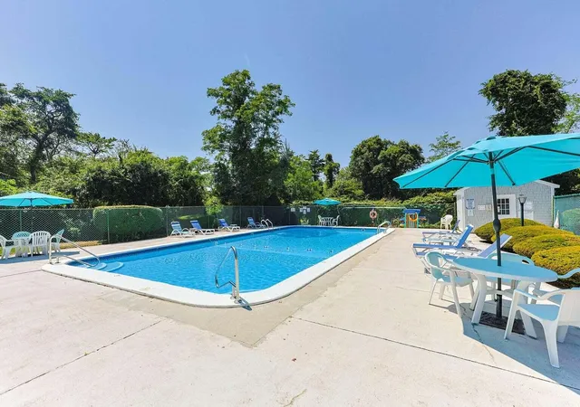 image of 10 Candlewood Ln, Dennis Port, MA 02639