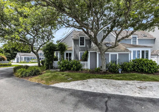 Photo 3 of Condo for sale at 21 Milestone Wy #UNIT 21, Mashpee, MA 02649 | MLS# 22600304 | Listing updated on 2026-09-18