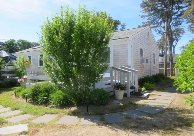 Homes for sale in Dennis Port, MA | 37 Ocean Dr, Dennis Port, MA 02639
