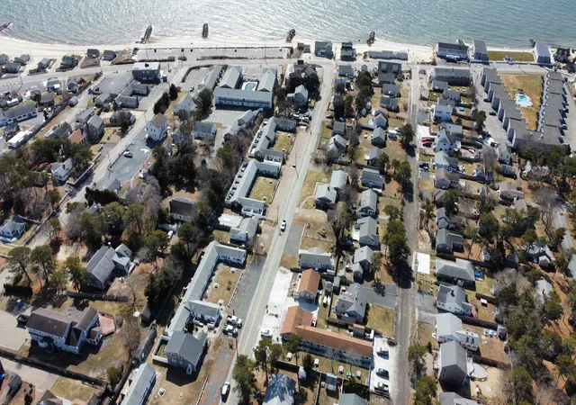 2nd image of 183 Captain Chase Rd, Dennis Port, MA 02639