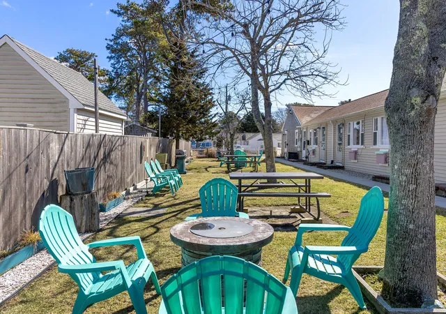 4th image of 183 Captain Chase Rd, Dennis Port, MA 02639