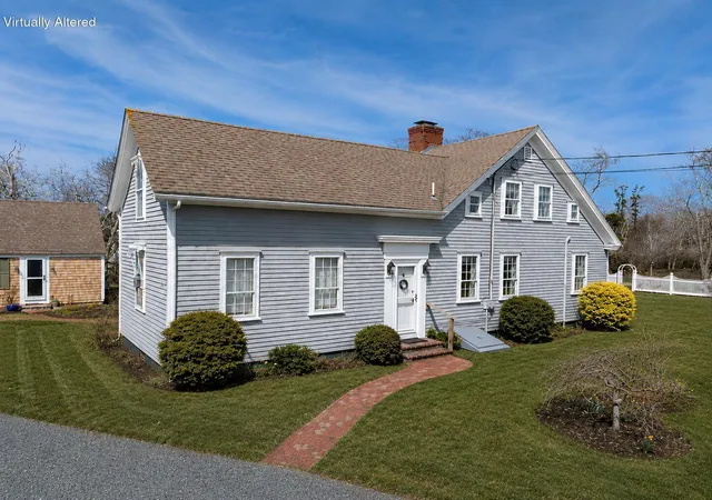 1st image of 16 Shore Rd, North Truro, MA 02652 | MLS# 22601465