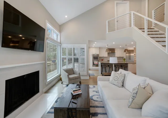 4th image of 150 Cove Rd #UNIT 10, Vineyard Haven, MA 02568 | MLS# 22600477