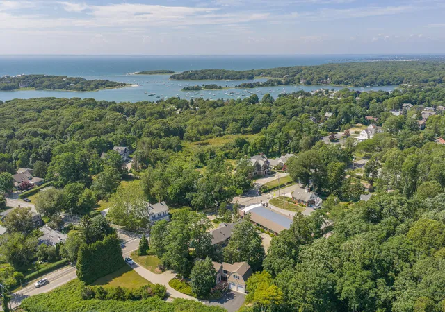 Photo 3 of Single family home for sale at 537 W Falmouth Hwy, Falmouth, MA 02540 | MLS# 22600758 | Listing updated on 2026-09-30