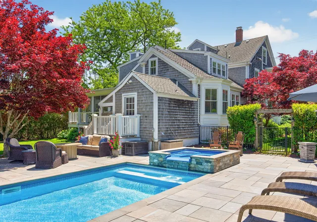 5th image of 112 Main St, Yarmouth Port, MA 02675 | MLS# 22600707