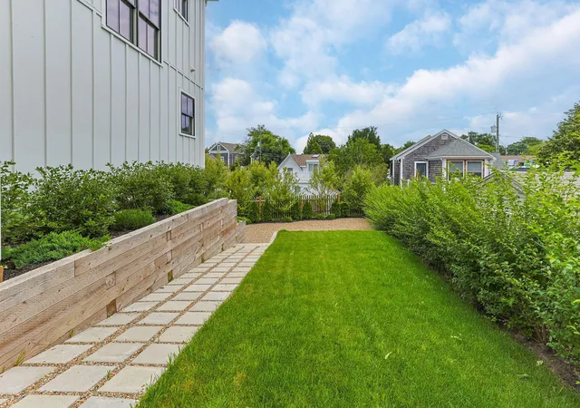 2nd image of 29 Cemetery Rd, Provincetown, MA 02657