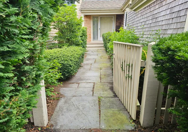 3rd image of 14 Forest Gate #UNIT 14, Yarmouth Port, MA 02675 | MLS# 22601773