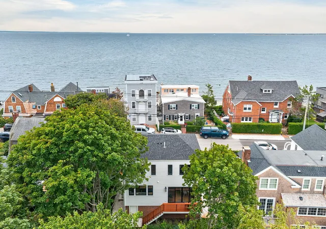 2nd image of 624 Commercial St, Provincetown, MA 02657 | MLS# 22601253