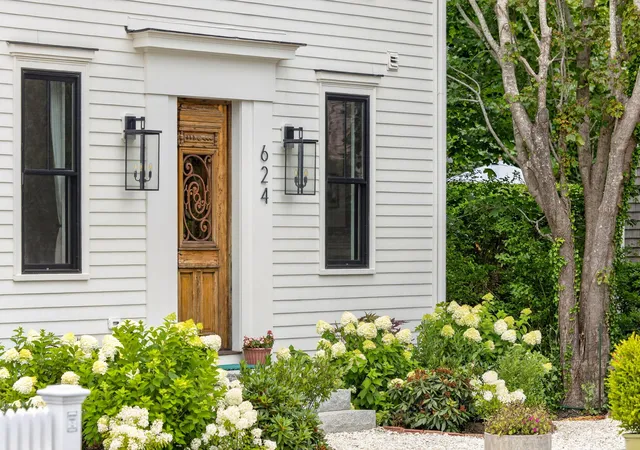 5th image of 624 Commercial St, Provincetown, MA 02657 | MLS# 22601253