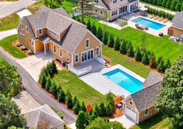 Photo 3 of Sale Pending at 222 Barcliff Ave, Chatham, MA 02633 | MLS# 22600932 | Listing updated on 2026-09-23