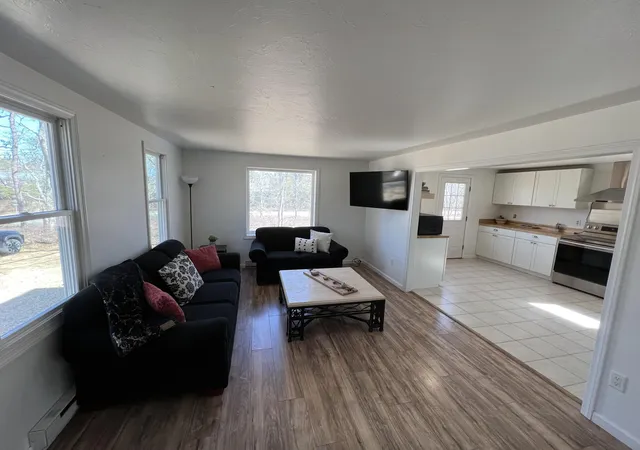 3rd image of 1 Dodgers Hole Rd, Edgartown, MA 02539 | MLS# 22600934
