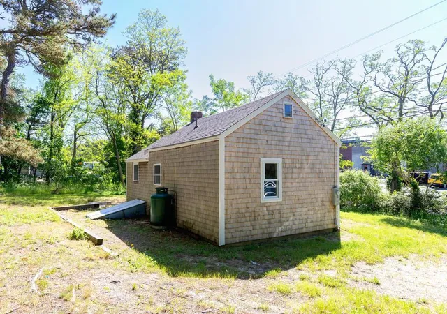 Homes for sale in Wellfleet, MA | 36 Cove Rd, Wellfleet, MA 02667 | MLS# 22601027