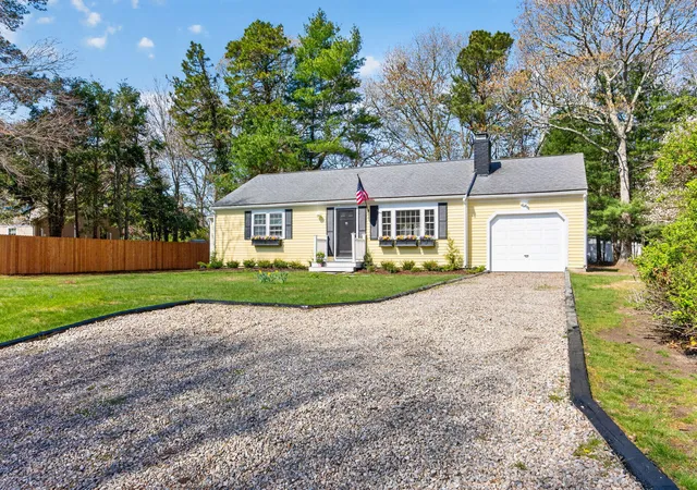 3rd image of 55 Seth Goodspeed Wy, Osterville, MA 02655 | MLS# 22601981