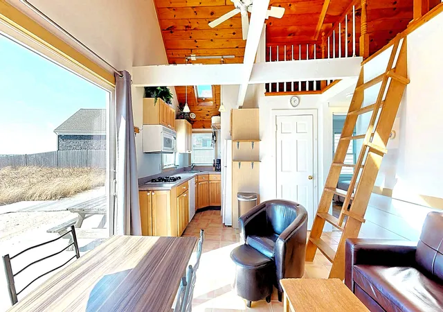 Homes for sale in North Truro, MA | 596 Shore Rd #UNIT G, North Truro, MA 02652 | MLS# 22601199