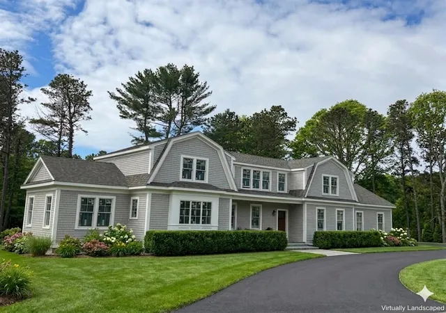 4th image of 14 Herring Gull Rd, Mashpee, MA 02649 | MLS# 22601847