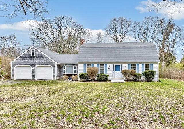 2nd image of 5 Dale Terrace Ext, Sandwich, MA 02563 | MLS# 22601557