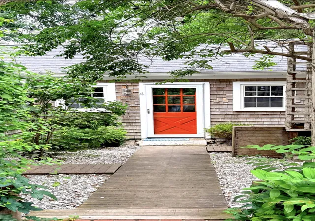 1st image of 5 Kiley Ct #4, Provincetown, MA 02657 | MLS# 22601350
