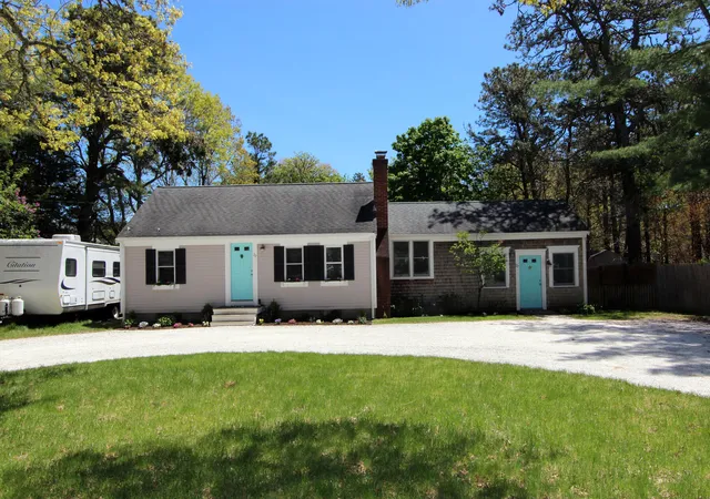 Homes for sale in Dennis, MA | 72 Airline Rd, Dennis, MA 02638 | MLS# 22602283