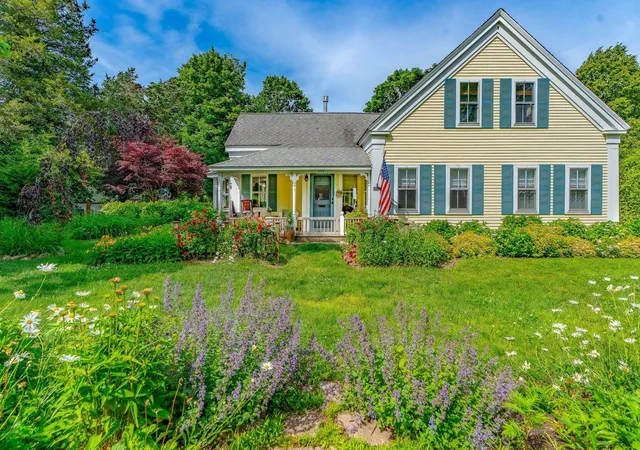 1st image of 955 Main St, Osterville, MA 02655 | MLS# 22601611