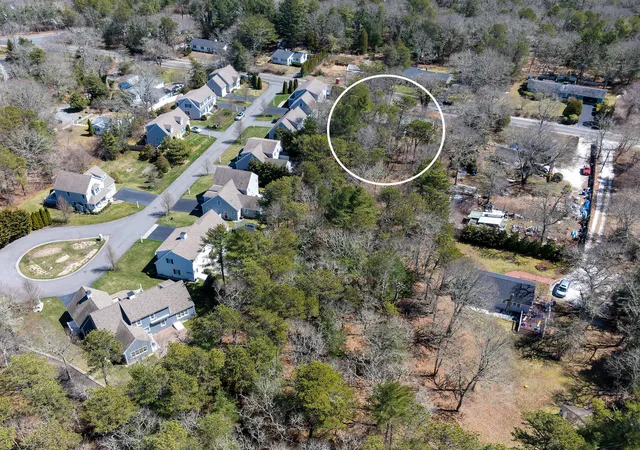 2nd image of 441 Old Mill Rd, Osterville, MA 02655 | MLS# 22601575