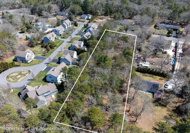 15th image of 441 Old Mill Rd, Osterville, MA 02655 | MLS# 22601575