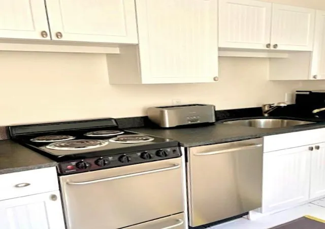 3rd image of 54 Commercial St #UNIT 6, Provincetown, MA 02657 | MLS# 22601442