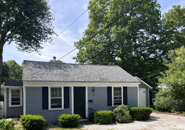 Homes for sale in Teaticket, MA | 59 Cedar St, Teaticket, MA 02536 | MLS# 22601632