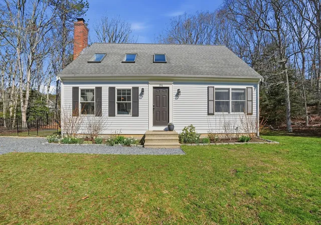 Homes for sale in Sandwich, MA | 296 Meiggs Backus Rd, Sandwich, MA 02563 | MLS# 22601609