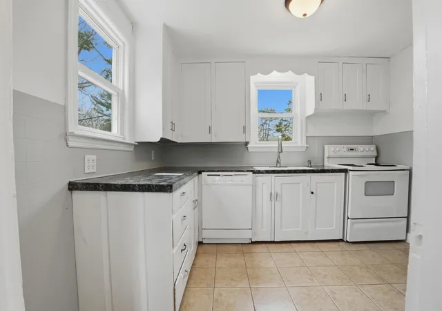 Homes for sale in Teaticket, MA | 590 Sandwich Rd, Teaticket, MA 02536 | MLS# 22601533