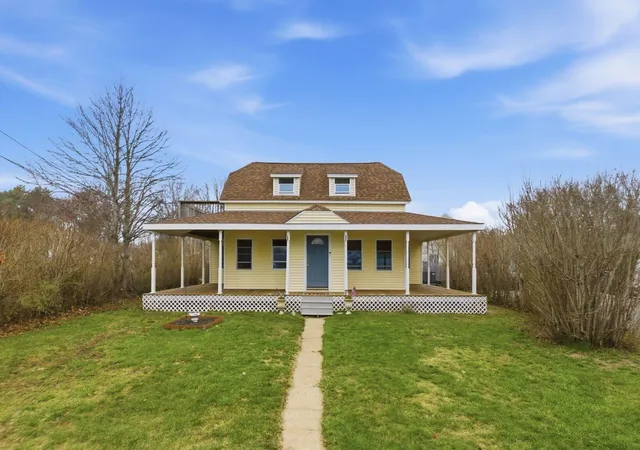 Homes for sale in Buzzards Bay, MA | 13 Harrison Ave, Buzzards Bay, MA 02532 | MLS# 22601647