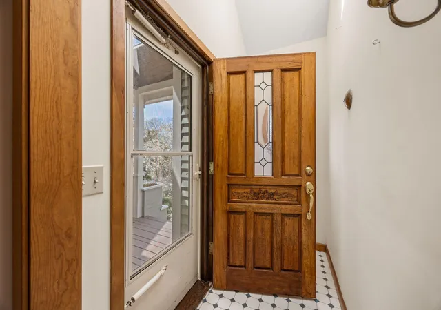 4th image of 2 Hibbs Ln, Falmouth, MA 02540 | MLS# 22601878