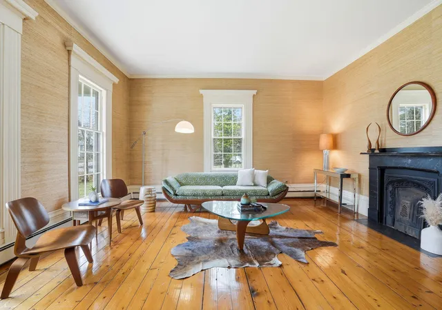 5th image of 194 Center St, Yarmouth Port, MA 02675 | MLS# 22601714