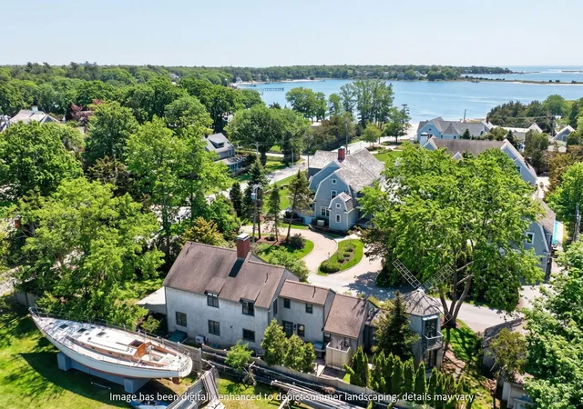 41st image of 12 Cockachoisett Ln, Osterville, MA 02655 | MLS# 22601973
