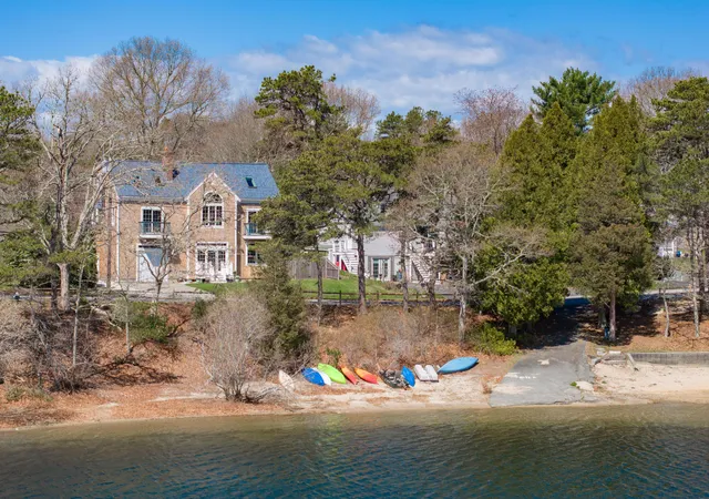 3rd image of 251 Lakeside Dr, Marstons Mills, MA 02648 | MLS# 22601927