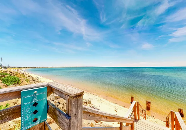 4th image of 690 Commercial St #UNIT 1D, Provincetown, MA 02657 | MLS# 22601814