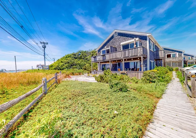 5th image of 690 Commercial St #UNIT 1D, Provincetown, MA 02657 | MLS# 22601814