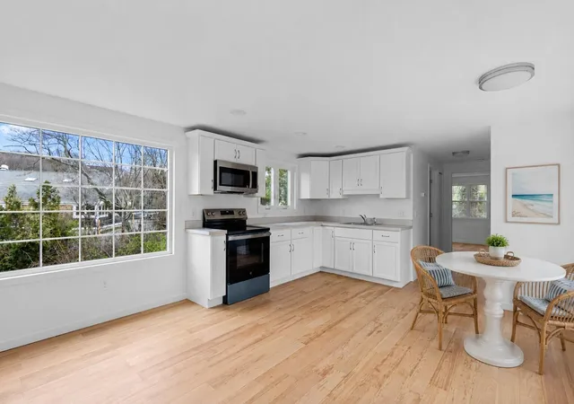 3rd image of 23 Harry Kemp Wy #APT A, Provincetown, MA 02657 | MLS# 22601883