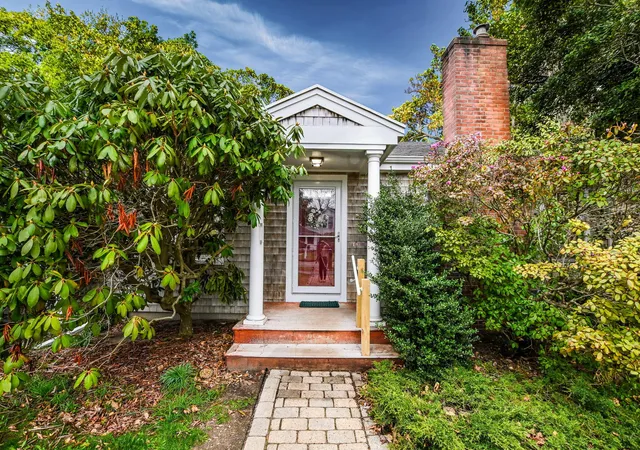 4th image of 400 Davisville Rd, East Falmouth, MA 02536 | MLS# 22601945