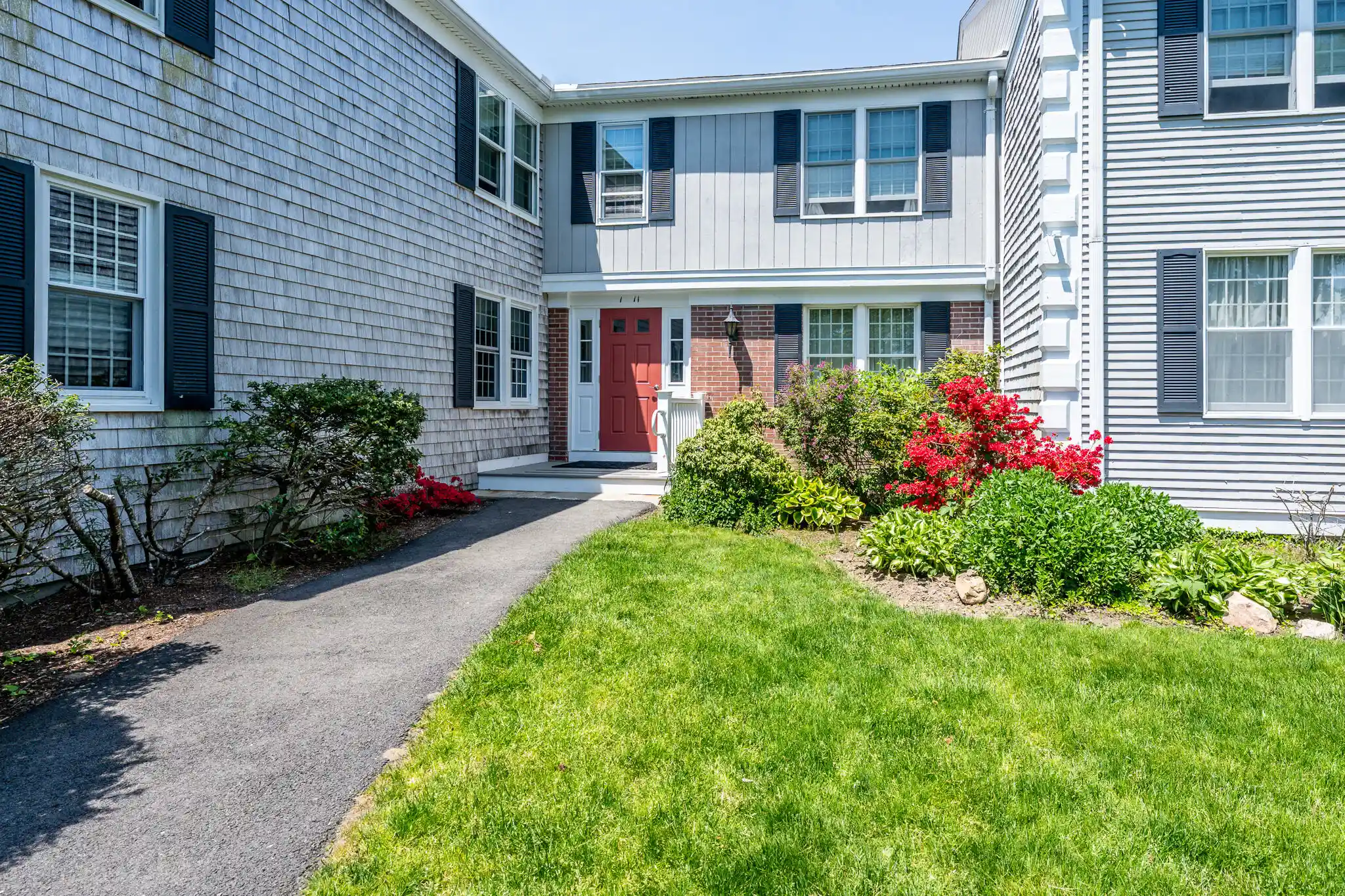 Listing Photo 2 - Condo for sale in 3 Highview Dr located at 3 Highview Dr, Sandwich, MA 02563 - Unit #UNIT 3 / Blgd 3