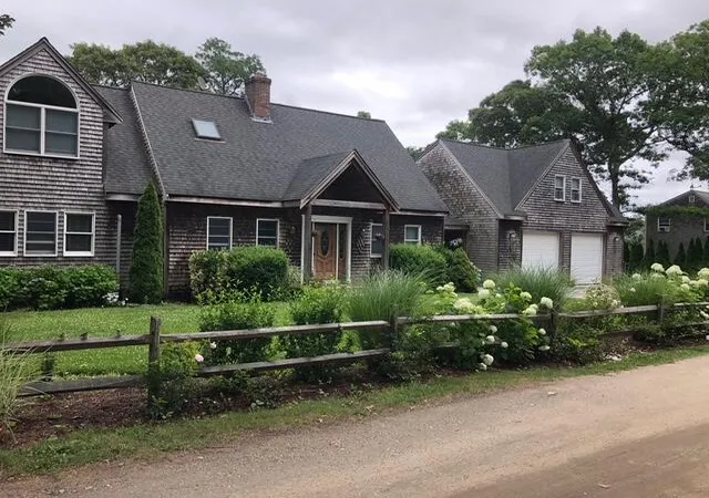 2nd image of 68 Front St, Oak Bluffs, MA 02557 | MLS# 22602650