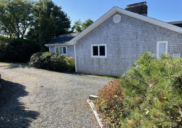 1st image of 107 S Abbey Gate, Cotuit, MA 02635 | MLS# 22602296