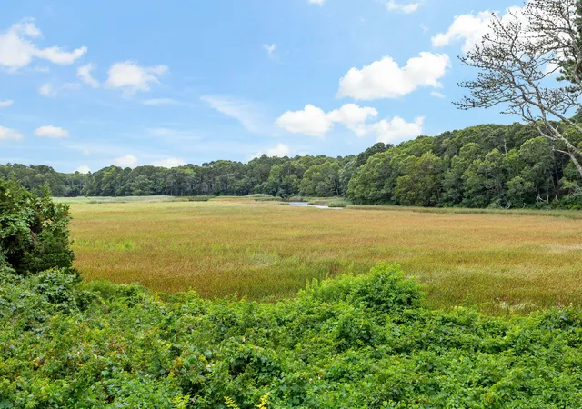 2nd image of 107 S Abbey Gate, Cotuit, MA 02635 | MLS# 22602296
