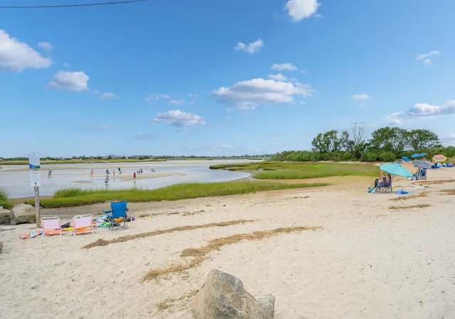 Homes for sale in Barnstable, MA | 79 Sturgis Ln, Barnstable, MA 02630 | MLS# 22602258