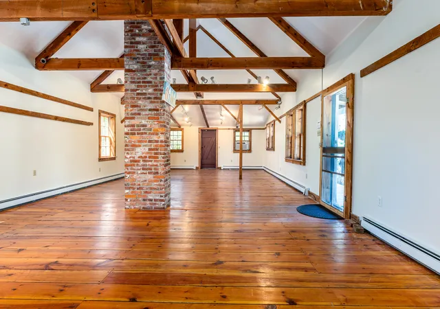 Photo 4 of Single family home for sale at 2926 Main St, Brewster, MA 02631 | MLS# 22602230 | Listing updated on 2026-10-09