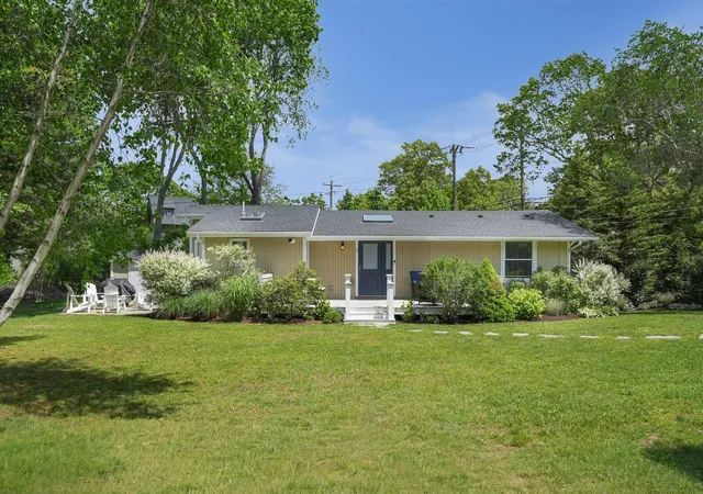 24th image of 3 Kims Wy, Oak Bluffs, MA 02557 | MLS# 22602448