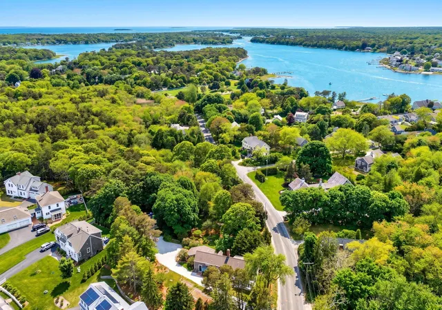 Homes for sale in South Dennis, MA | 370 Main St, South Dennis, MA 02660 | MLS# 22602581