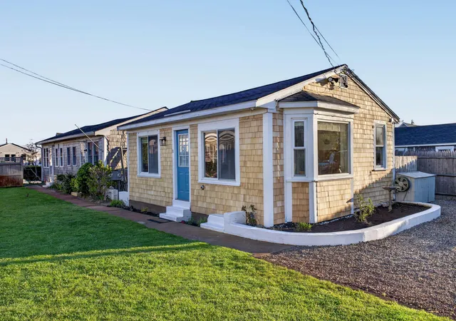 Homes for sale in Provincetown, MA | 887 Commercial St #UNIT 1, Provincetown, MA 02657 | MLS# 22602195
