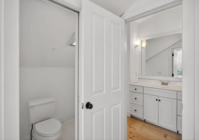 17th image of 34 Conwell St #UNIT 1, Provincetown, MA 02657 | MLS# 22602583