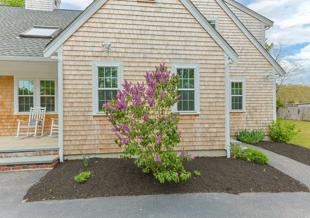 Homes for sale in Falmouth, MA | 176 Palmer Ave #APT 2, Falmouth, MA 02540 | MLS# 22602218