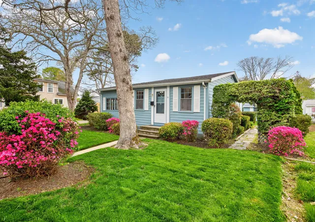 Homes for sale in North Falmouth, MA | 61 Silver Beach Ave, North Falmouth, MA 02556 | MLS# 22602237